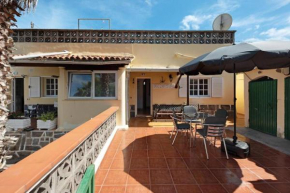 Room in Holiday house - Casa de vacaciones El Cardon B2